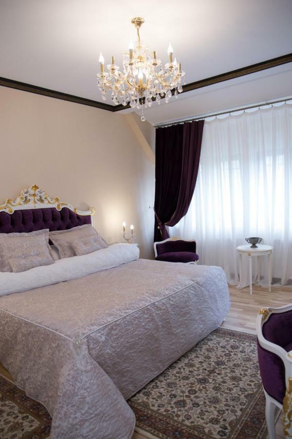 סינאיה Hotel Boutique Vila Lakastel מראה חיצוני תמונה