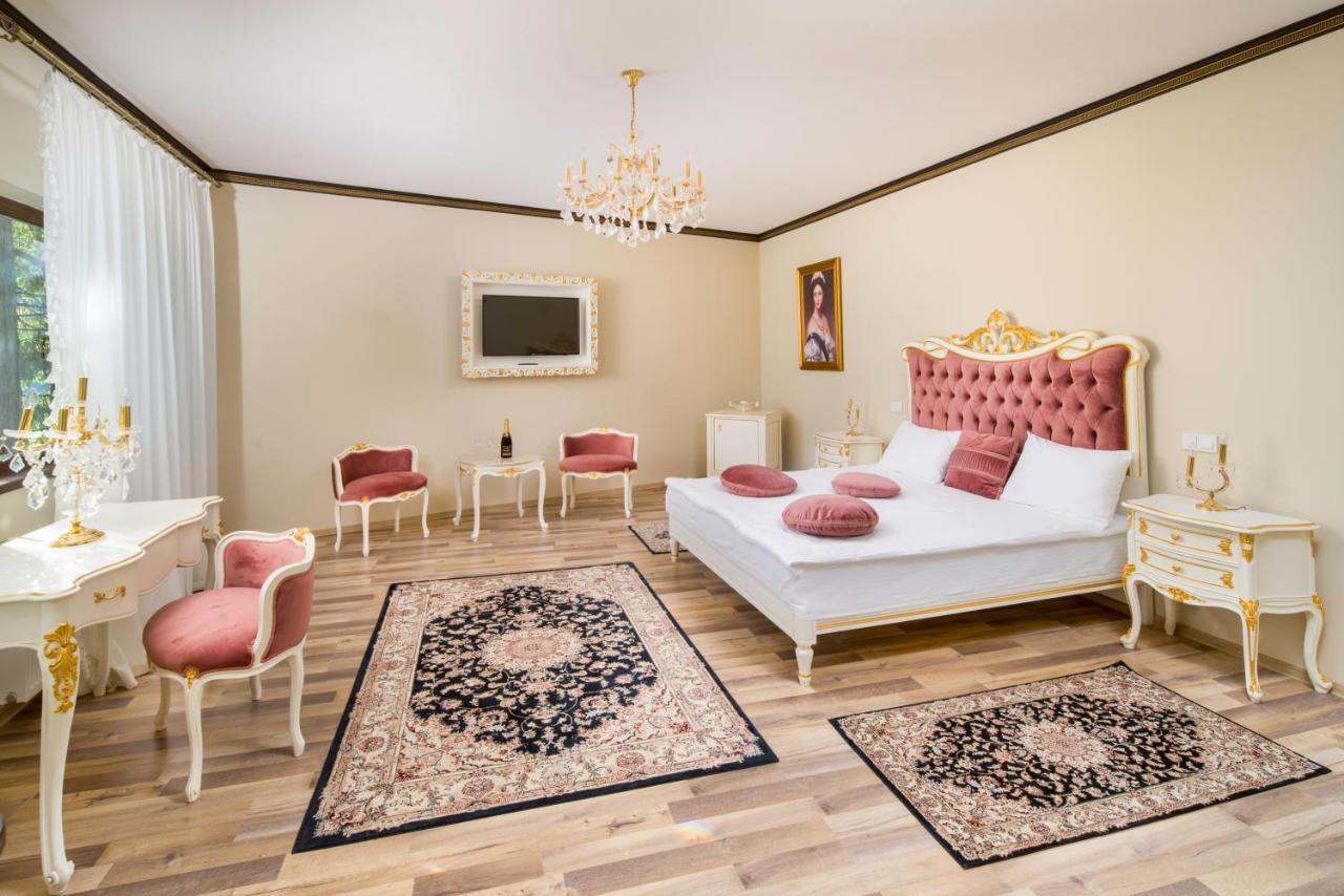 סינאיה Hotel Boutique Vila Lakastel מראה חיצוני תמונה